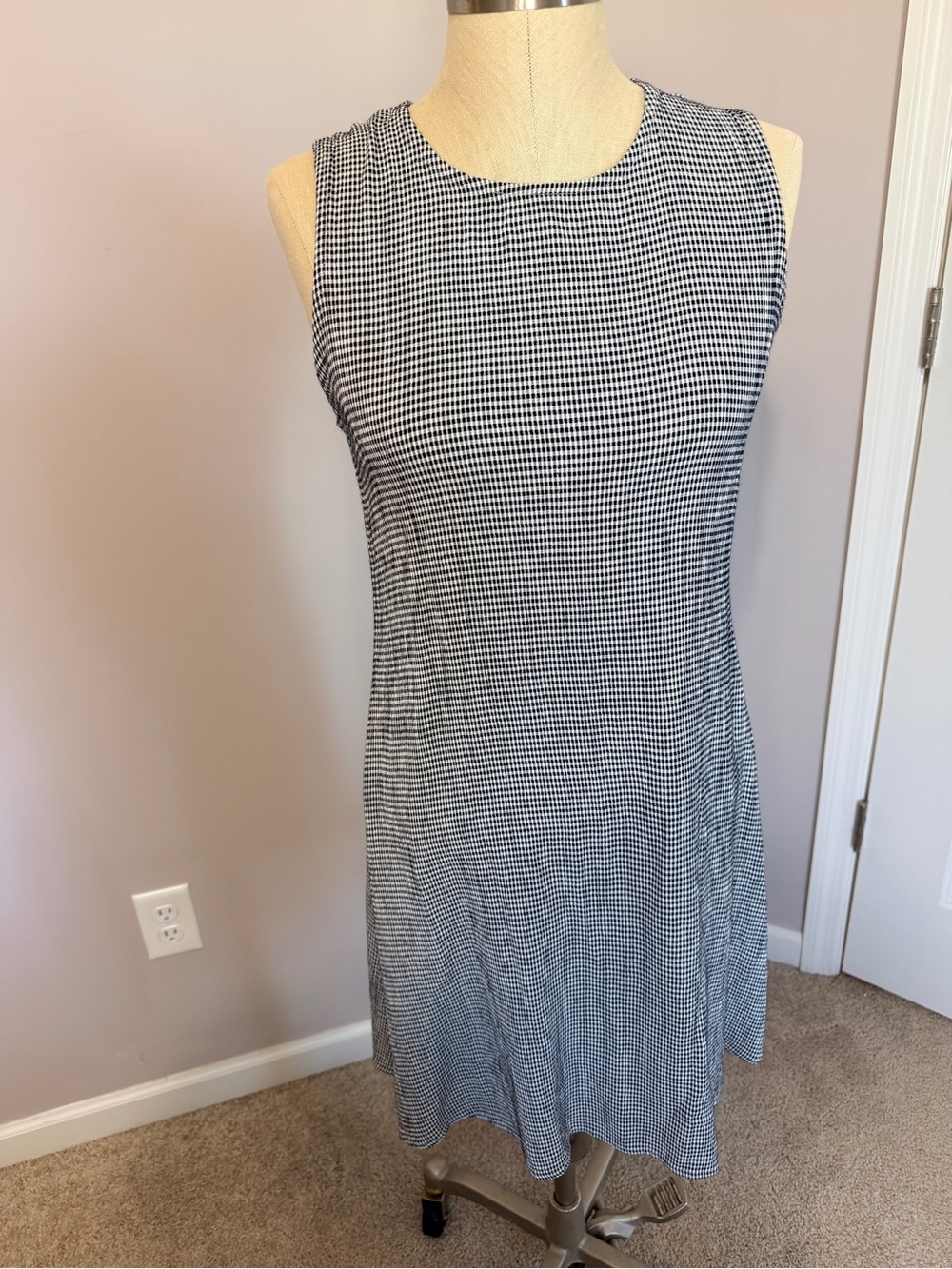 Notations Black and White Gingham Sleeveless Midi Dress